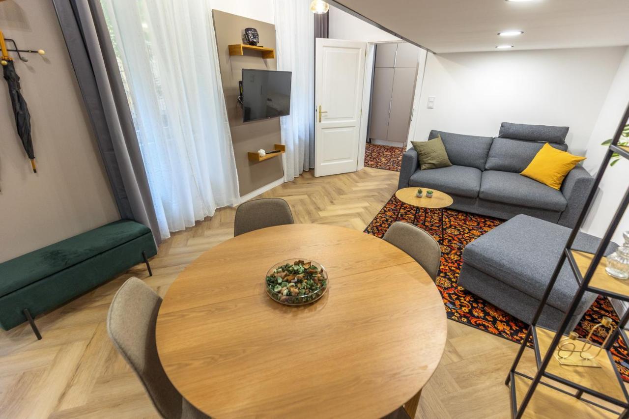 Downtown Luxury Apartment Budapest Exteriör bild