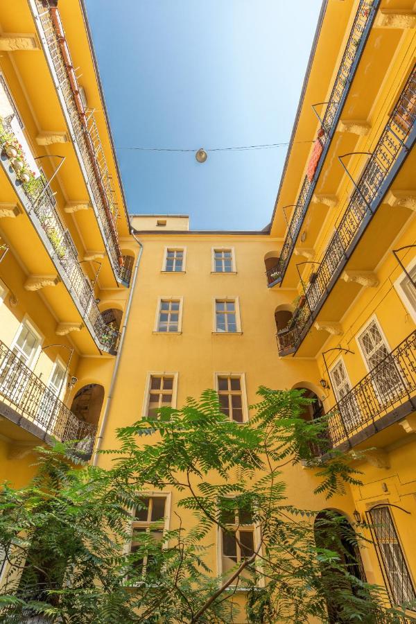 Downtown Luxury Apartment Budapest Exteriör bild